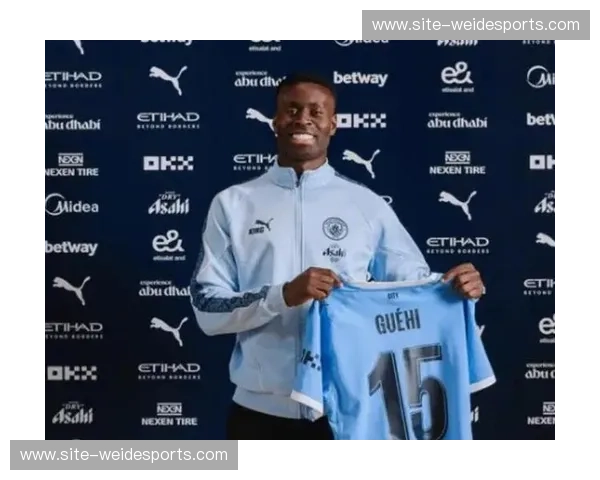 格伊一对一对抗成功率极高 单防能力补强曼城防线